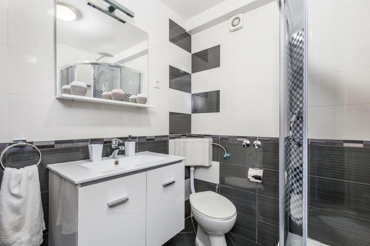 Apartman Javor Apartment Otocac Ngoại thất bức ảnh