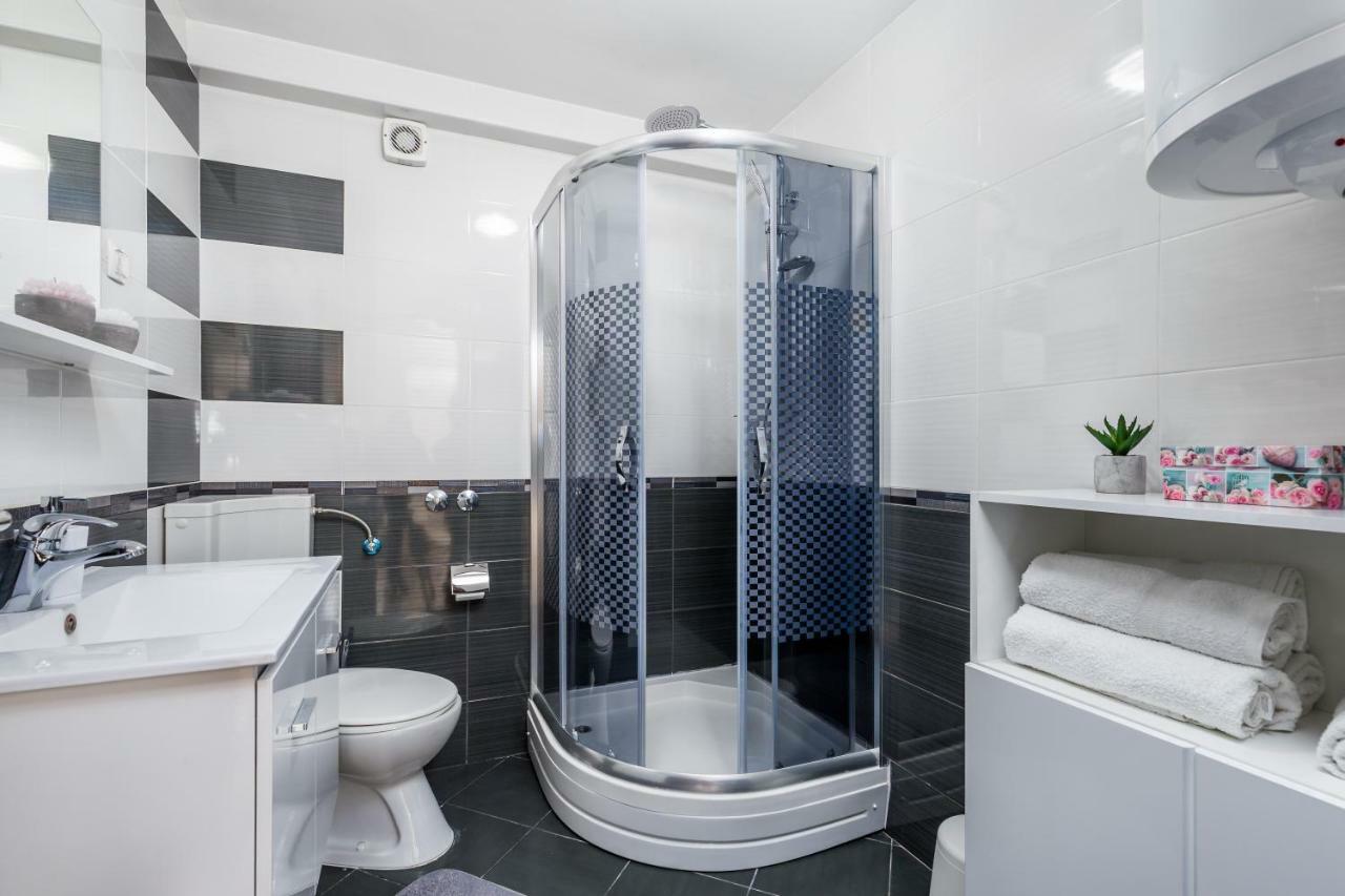 Apartman Javor Apartment Otocac Ngoại thất bức ảnh