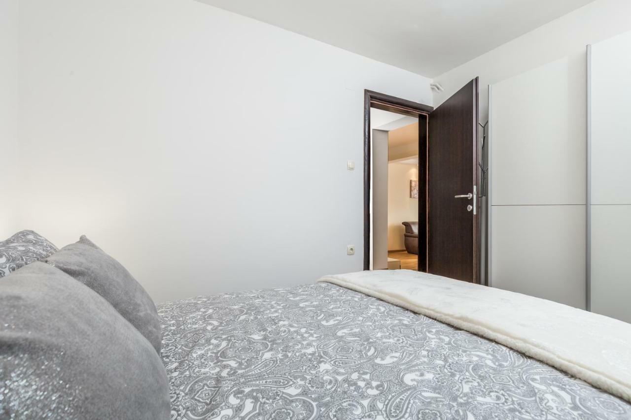 Apartman Javor Apartment Otocac Ngoại thất bức ảnh
